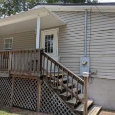 Remarkable-House-Wash-on-Lake-Sinclair 0