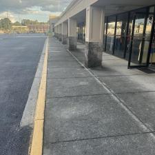 Top-Quality-Store-Front-Cleaning-Performed-in-Eastman-Ga 8