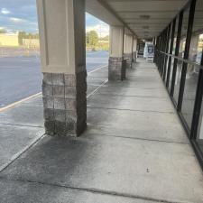 Top-Quality-Store-Front-Cleaning-Performed-in-Eastman-Ga 10