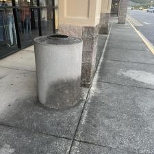 Top-Quality-Store-Front-Cleaning-Performed-in-Eastman-Ga 12